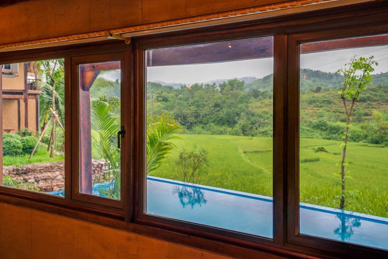 ホテル Mai Chau Onsen Retreat エクステリア 写真