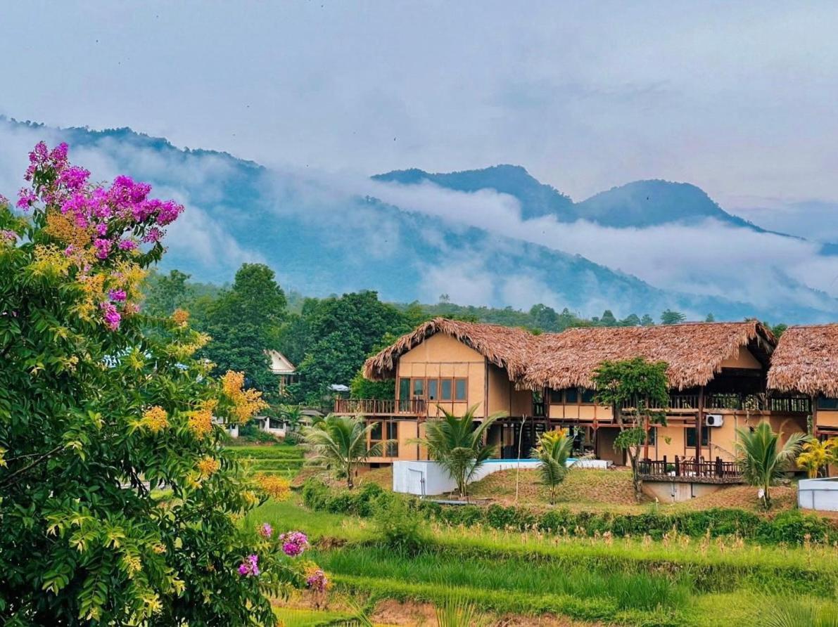 ホテル Mai Chau Onsen Retreat エクステリア 写真