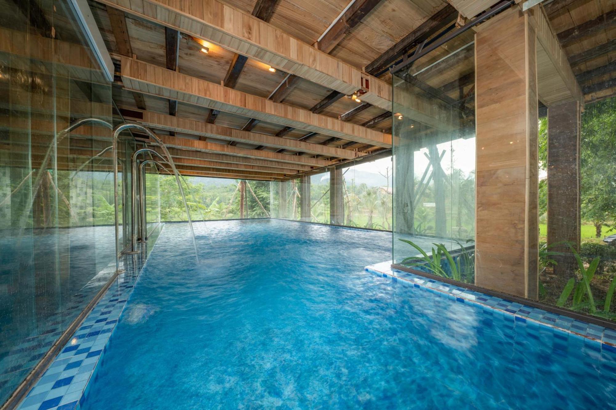 ホテル Mai Chau Onsen Retreat エクステリア 写真