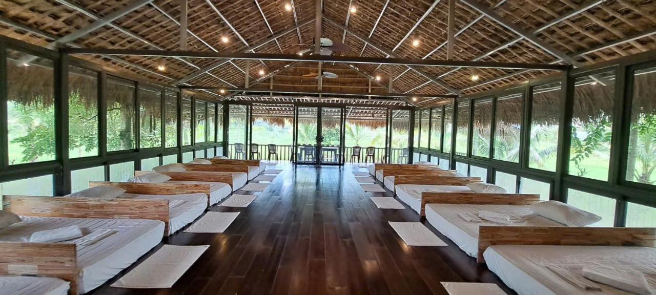 ホテル Mai Chau Onsen Retreat エクステリア 写真