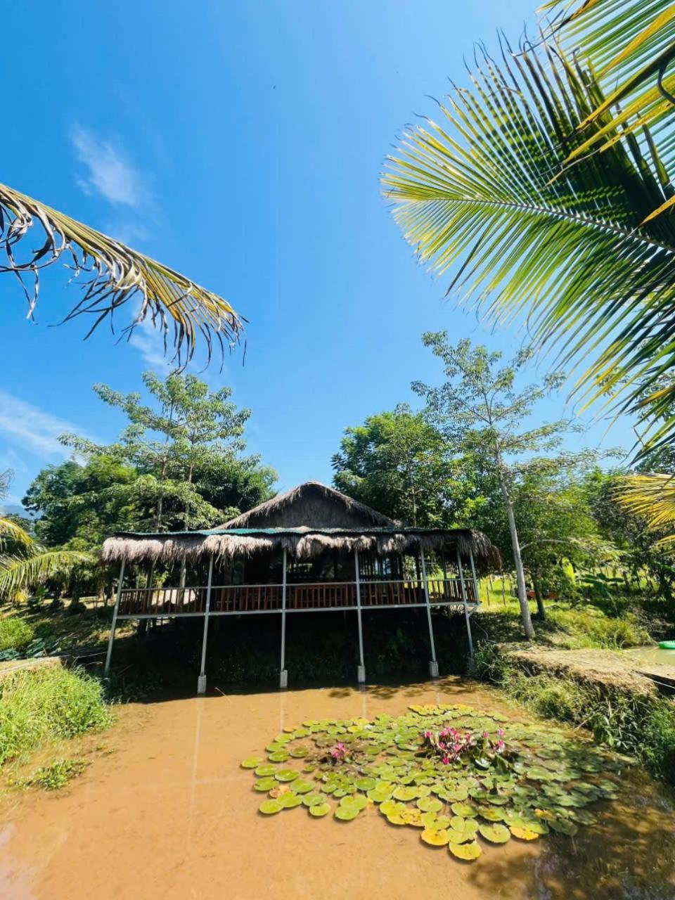 ホテル Mai Chau Onsen Retreat エクステリア 写真